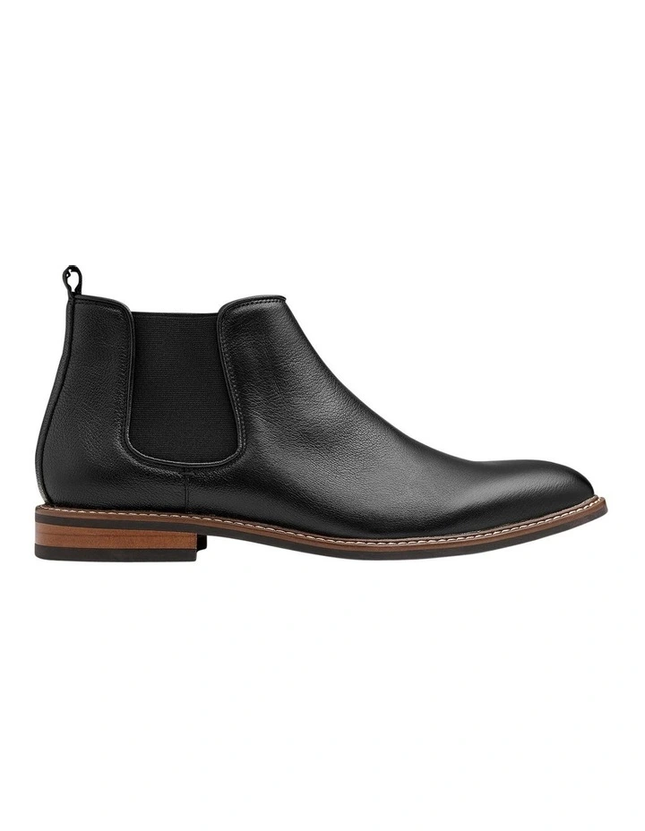 AQ By Aquila Lucca Leather Chelsea Boots 3 AQ By Aquila Lucca Leather Chelsea Boots