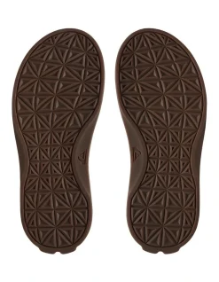 Quiksilver Travel Oasis -CONVERSE shop 833087530 3 1 720x928