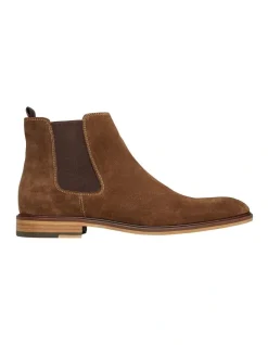Aquila Delmar Suede Chelsea Boots