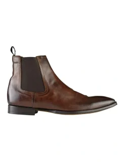 Aquila Osbourne 2.0 Leather Chelsea Boots In Dark Brown