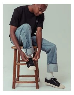 NoSkin The Shell Toe Black Sneaker -CONVERSE shop 910066780 4 720x928