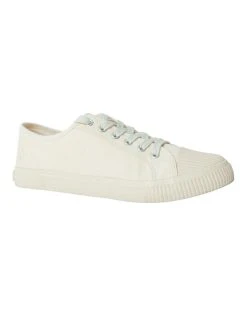 NoSkin The Shell Toe Ecru Sneaker