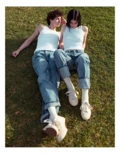 NoSkin The Shell Toe Ecru Sneaker -CONVERSE shop 910066870 5 720x928