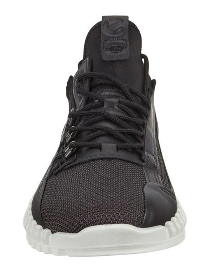ECCO Zipflex Low Shoes In Black 6 ECCO Zipflex Low Shoes In Black - Image 4