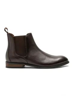 Rodd & Gunn Kingsview Road Chelsea Boot In Chocolate