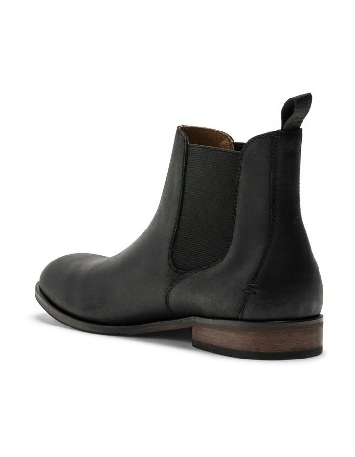 Rodd & Gunn Kingsview Road Chelsea Boot In Nero Wash 6 Rodd & Gunn Kingsview Road Chelsea Boot In Nero Wash - Image 4
