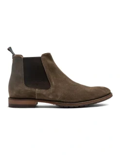 Rodd & Gunn Murphys Road Chelsea Boot In Taupe