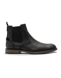 Rodd & Gunn Dargaville Chelsea Boot In Black