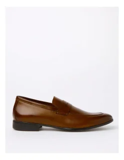 Blaq Jordan Penny Loafer In Tan
