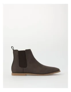 Kenji Emmett Chelsea Boot In Brown