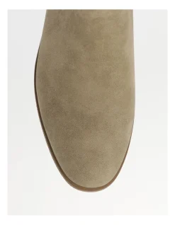 Kenji Emmett Chelsea Boot In Taupe 11 Kenji Emmett Chelsea Boot In Taupe -CONVERSE shop 941924530 4 720x928