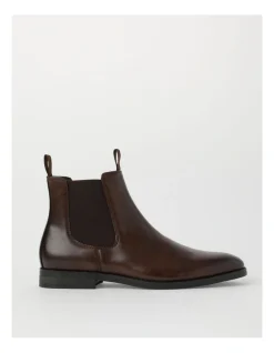 Kenji Jasper Chelsea Boot Boot In Brown