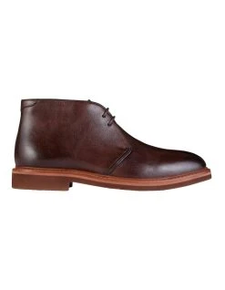 Aquila Declan Leather Chukka Boots In Brown