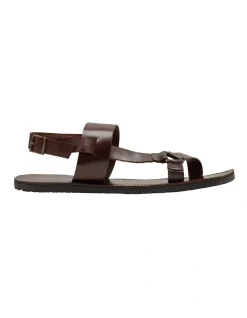 Oxford Nakoa Leather Sandals In Brown
