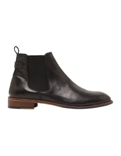 Oxford New Silas Chelsea Boots In Black