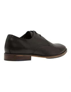 Oxford Val Derby Shoes In Black 9 Oxford Val Derby Shoes In Black -CONVERSE shop 948938500 3 720x928
