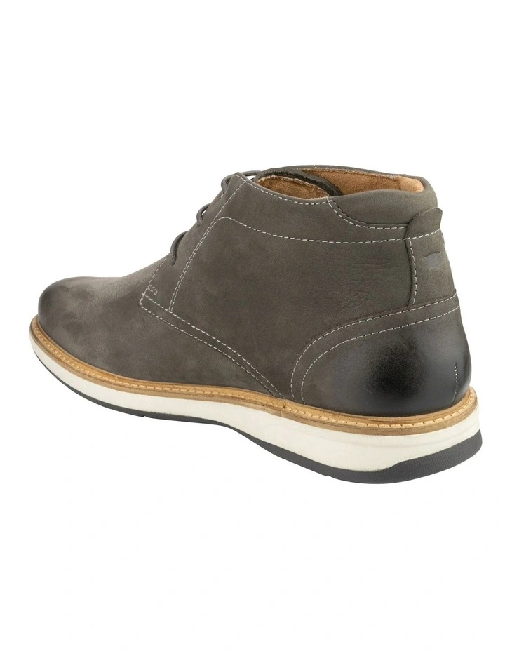 Florsheim Scarsdale Chukka Boot In Grey 5 Florsheim Scarsdale Chukka Boot In Grey - Image 3