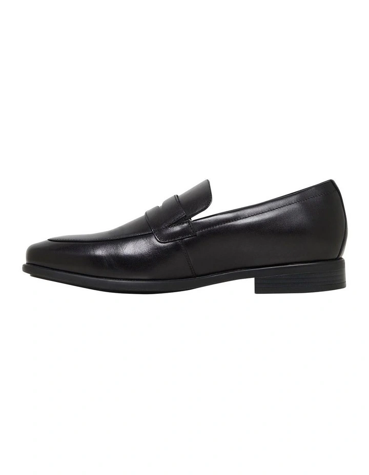 Hush Puppies Norton Black Slip On In Black 5 Hush Puppies Norton Black Slip On In Black - Image 3