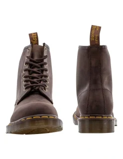 Dr. Martens 1460 8 Eye Boot In Brown -CONVERSE shop 990430930 4 720x928