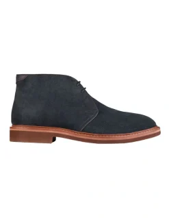 Aquila Declan Suede Chukka Boots In Navy