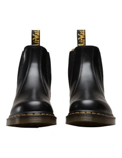 Dr. Martens 2976 Chelsea Boot In Black -CONVERSE shop 993301120 4 720x928